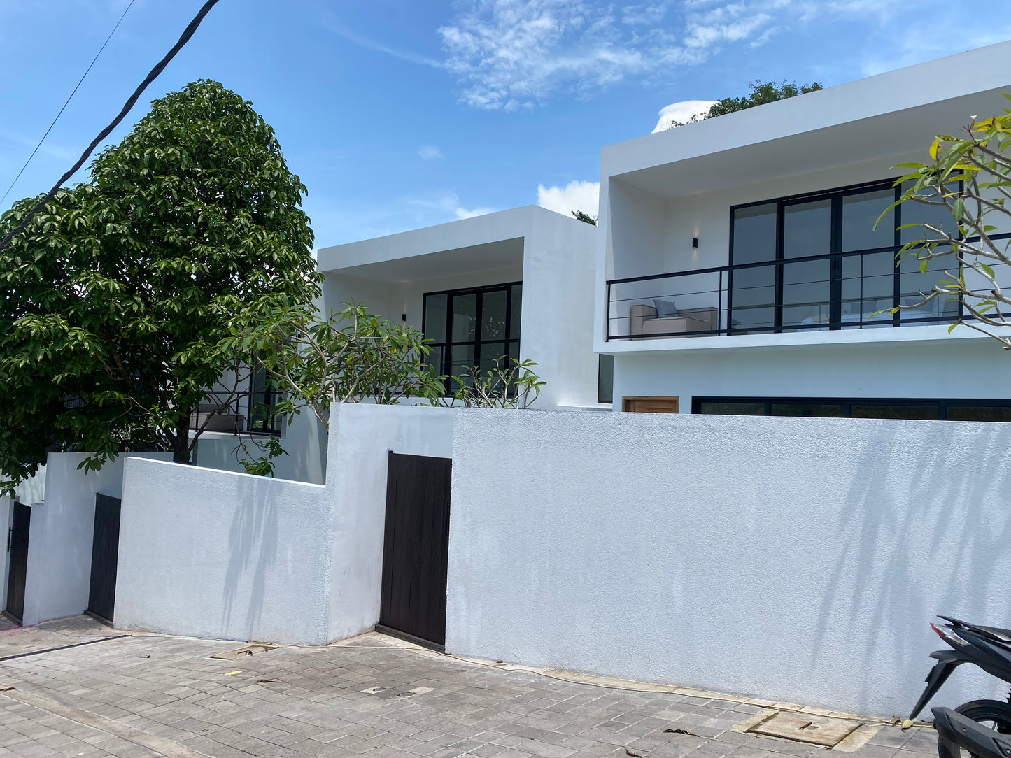 TOWNHOUSE FOR SALE (Leasehold) in CANGGU Padonan
