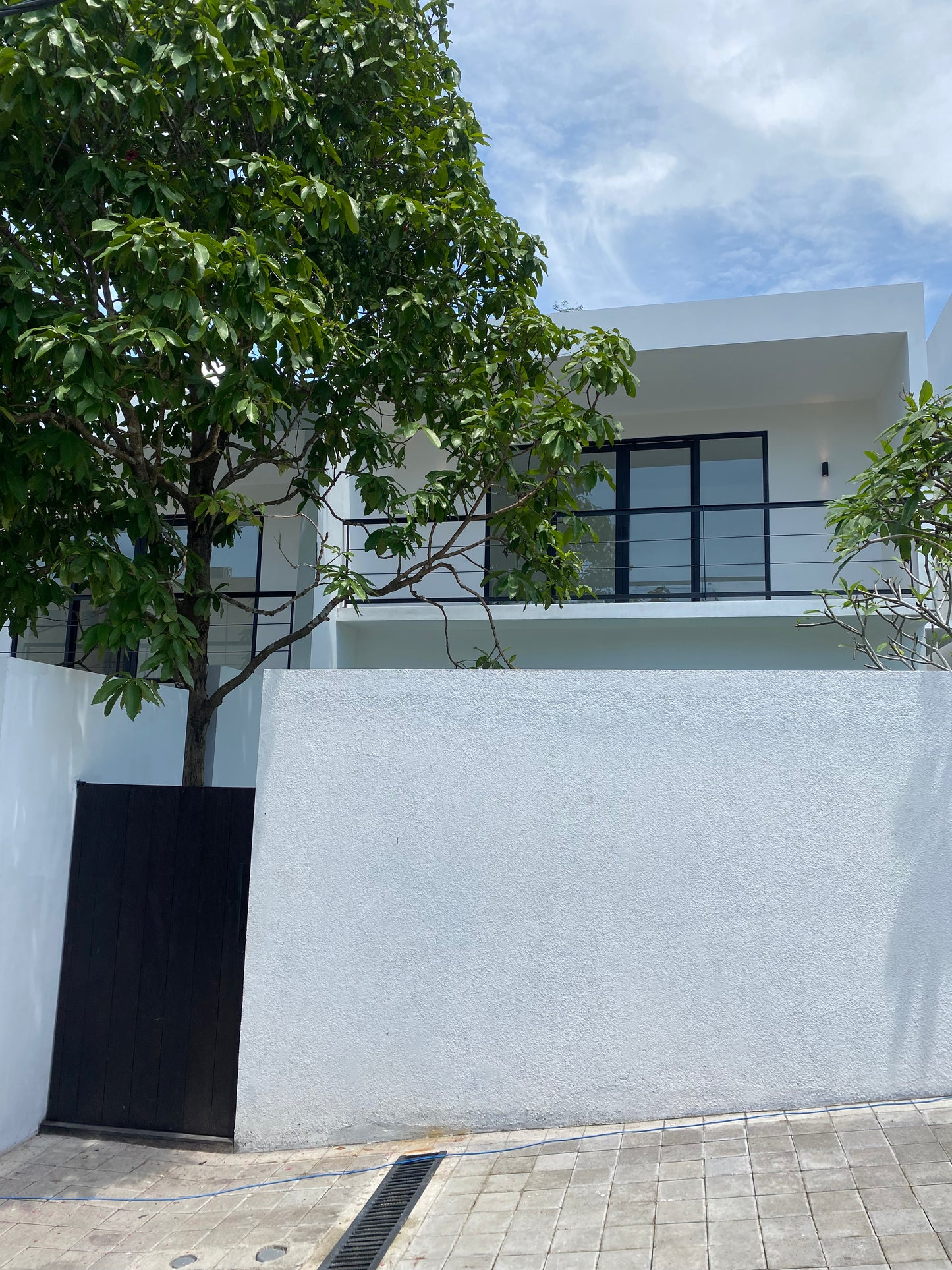 TOWNHOUSE FOR SALE (Leasehold) in CANGGU Padonan