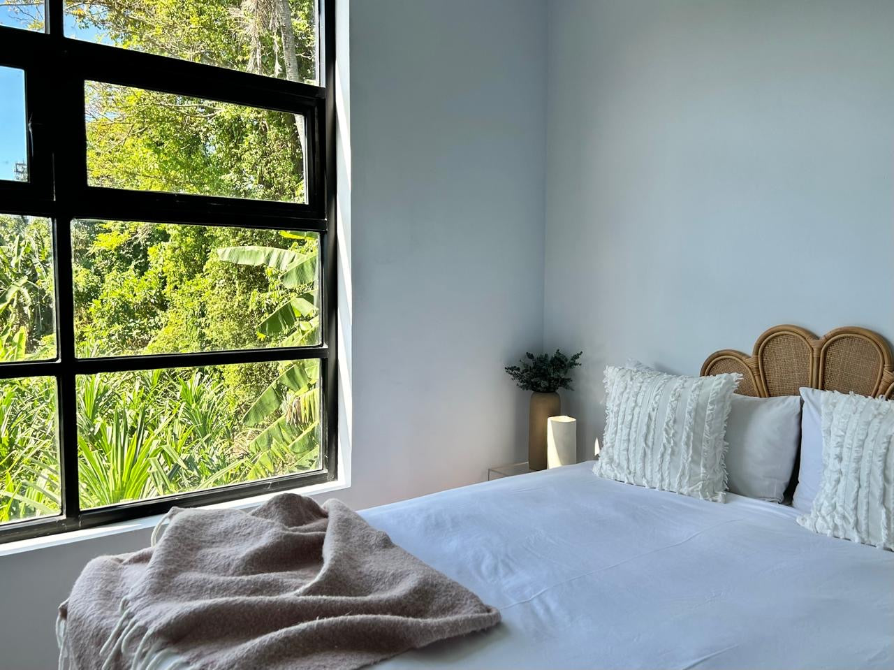 VILLA FOR SALE in CANGGU (Padonan) Leasehold 27,5 years